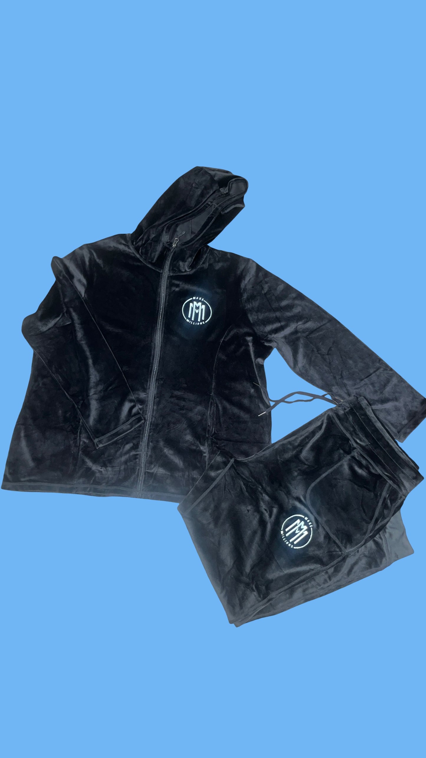 Ladies Double M “Diamond” Velour Set
